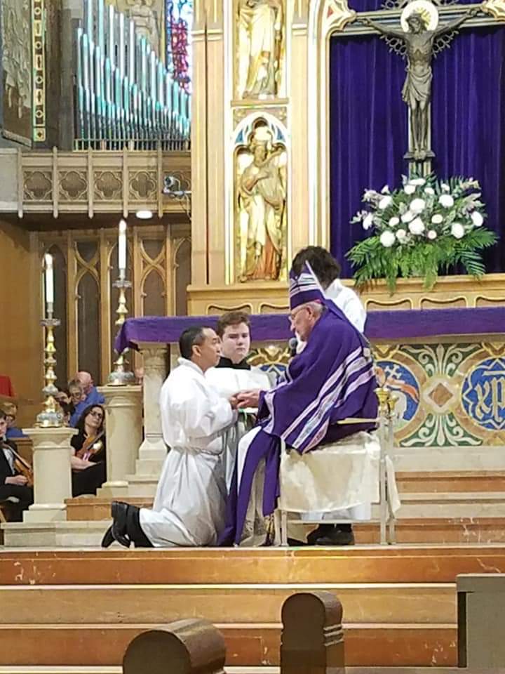 SanctusDiaconus's tweet photo. This morning, I and seven other men received the Ministry of Acolyte, the last step before Holy Orders in the Latin Rite. Diaconate ordination here we come!
#CatholicTwitter
#DeaconFormation https://t.co/KWA218tmSp