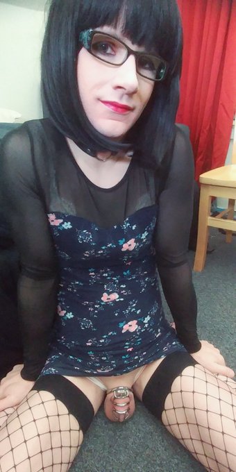 Hiya! 😘 https://t.co/BEvG1FKnNt<a href="/tag/sissy"class="tags"><span>#sissy</span></a><a href="/tag/chastity"class="tags"><span>#chastity</span></a><a href="/tag/locktober"class="tags"><span>#locktober</span></a>