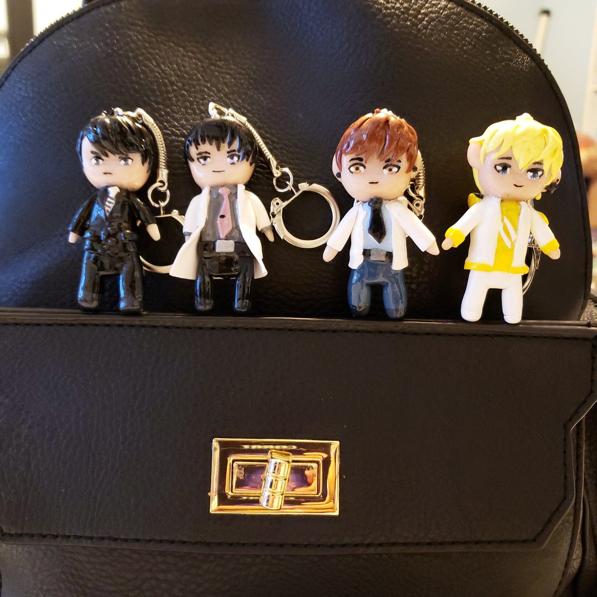 epicc_b's tweet photo. Finally getting around to sharing these keychains I made of the boys! #mlqc #MrLoveMobile #mlqcvictor #mlqckiro #mlqcgavin #mlqclucien #polymerclay #claykeychains #chibileychains #kawaiikeychains #loveandproducer #evolxlove #mrlovequeenschoice #otome #mobilegames https://t.co/ztLpabIKdt