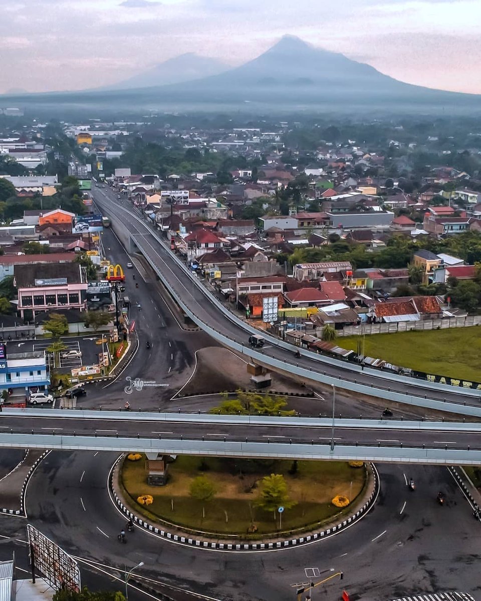 IG : Waton Jogja tweet media