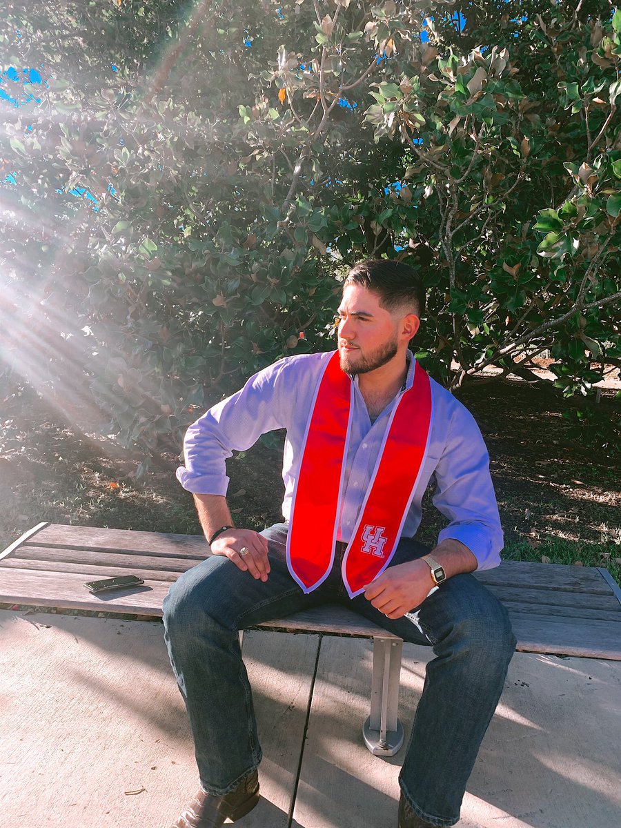 Lilyamcha's tweet image. All done 🥱 #401kboyz #firstgengrad