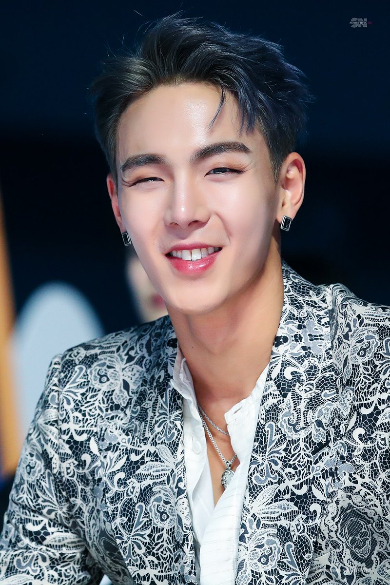 Showra92's tweet photo. Shownu please post UR photo&give news to Monbebe
It's been a long time U haven't updated 😭😭
I really really miss U
I want to know how U are doing
I hope you are fine I miss your laughter like this 😢
#NeverLeaveWonho
#MX7WillRemain
#7명보다_빛이_나는_건_없어
@OfficialMonstaX https://t.co/fyQSF1UMmm
