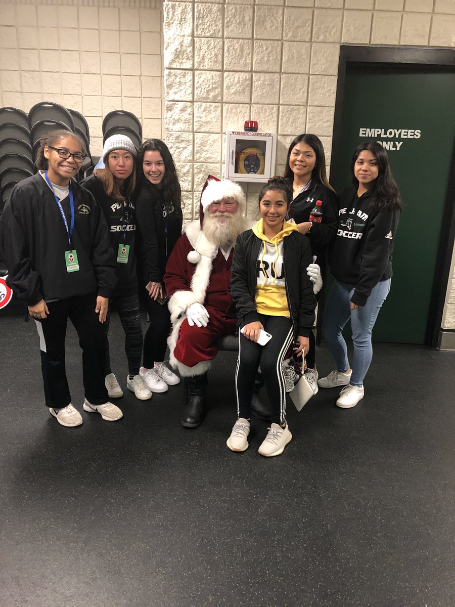 Santa at the bulls game! @PELHAM_AD