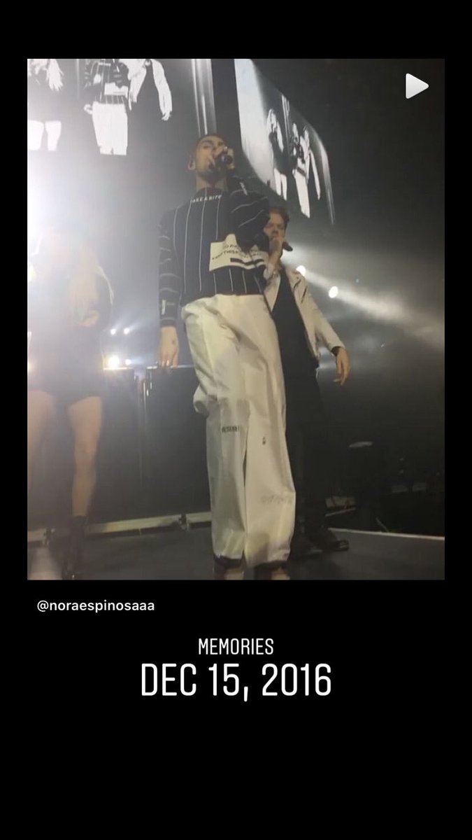 noraptx's tweet photo. 3 years ago today :( cant believe im seeing them tmw https://t.co/Os21qyDdyh