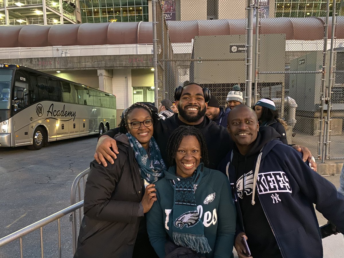 T-Grizzle 🦅💚 tweet media