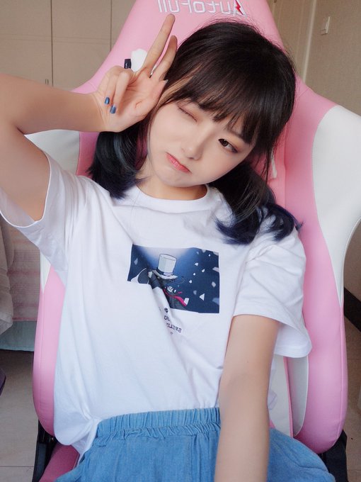 Twitterのコスプレ画像31