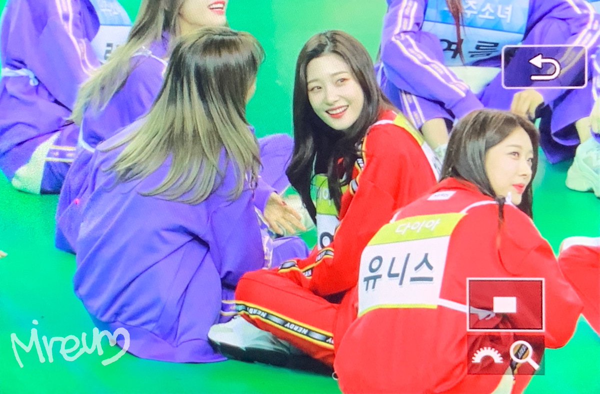 mireum_0's tweet photo. 아육대 힘들지만,, 이거볼라고 왔어요..😭😭

191216 뎡챈 프리뷰 #연정 #채연 #뎡챈 https://t.co/TmQxcUtHTw