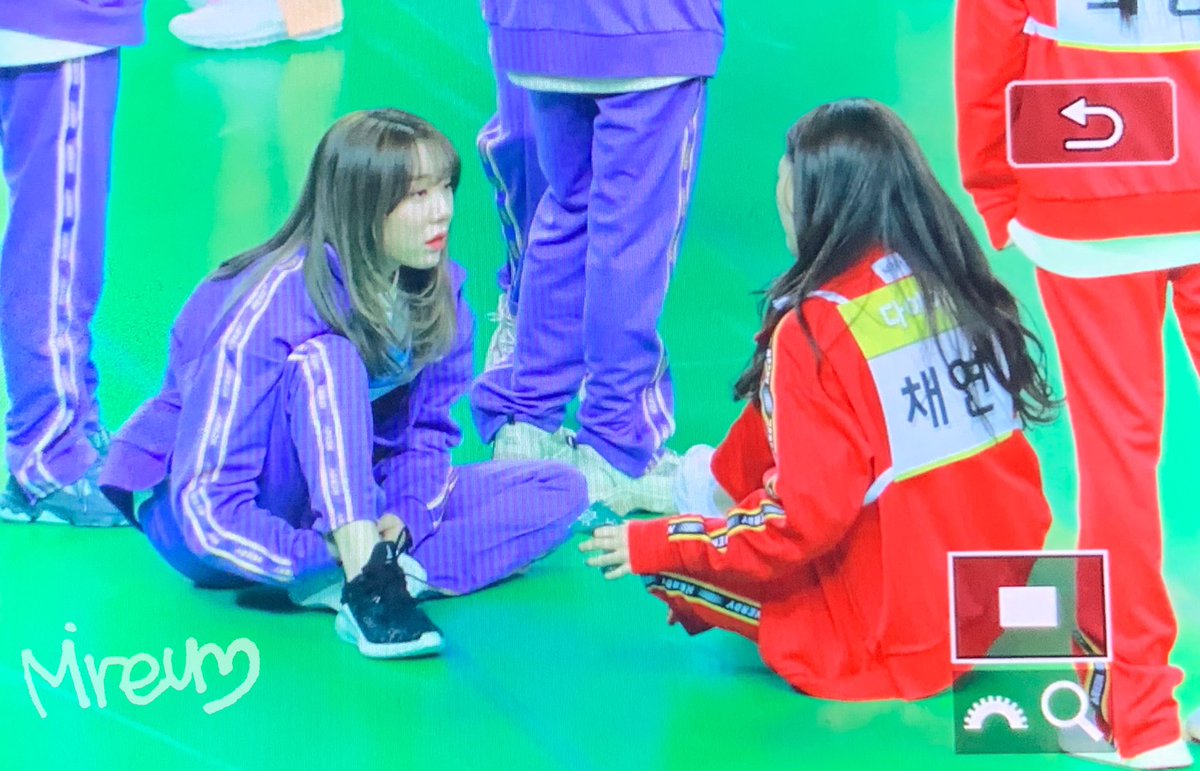 mireum_0's tweet photo. 아육대 힘들지만,, 이거볼라고 왔어요..😭😭

191216 뎡챈 프리뷰 #연정 #채연 #뎡챈 https://t.co/TmQxcUtHTw