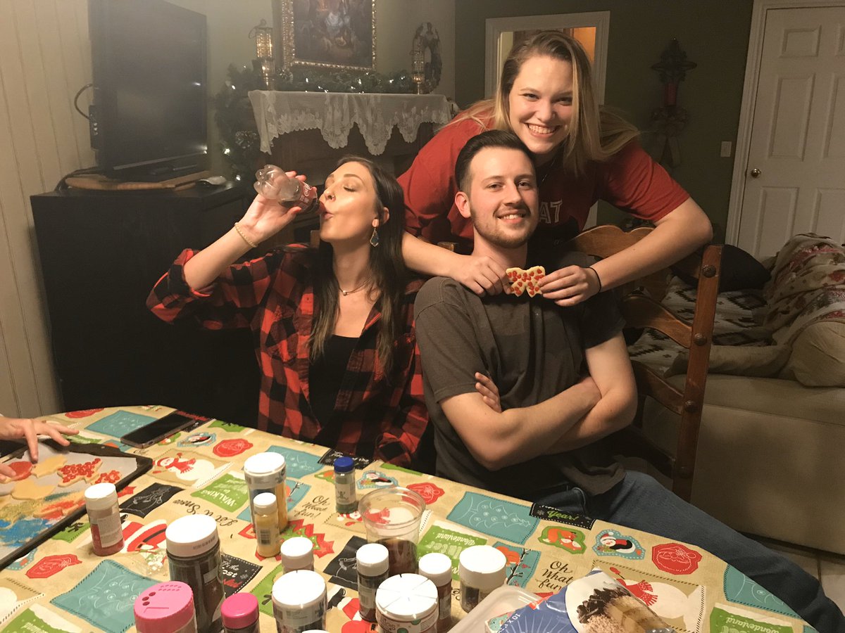 I had the greatest weekend introducing my amazing boyfriend to my family and their traditions! I’m so blessed to have him in my life! Best Christmas gift ever!!!

(Peep my cousin drinking Dr. Pepper)