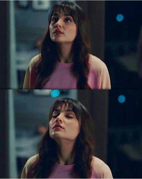 HandeErcel94's tweet photo. عزيزة💖💗😘
ختمت الكياتة بحلقة امس 💝❤
طبعا مو جديد عالبيبي فايس هاندا👑
مسلسل عزيزة تلاقوه على موقع قصة عشق انعرضت 4 حلقات لهلا للناس اللي تسال❤

 #hande_ercel https://t.co/fcCAtxNa5n