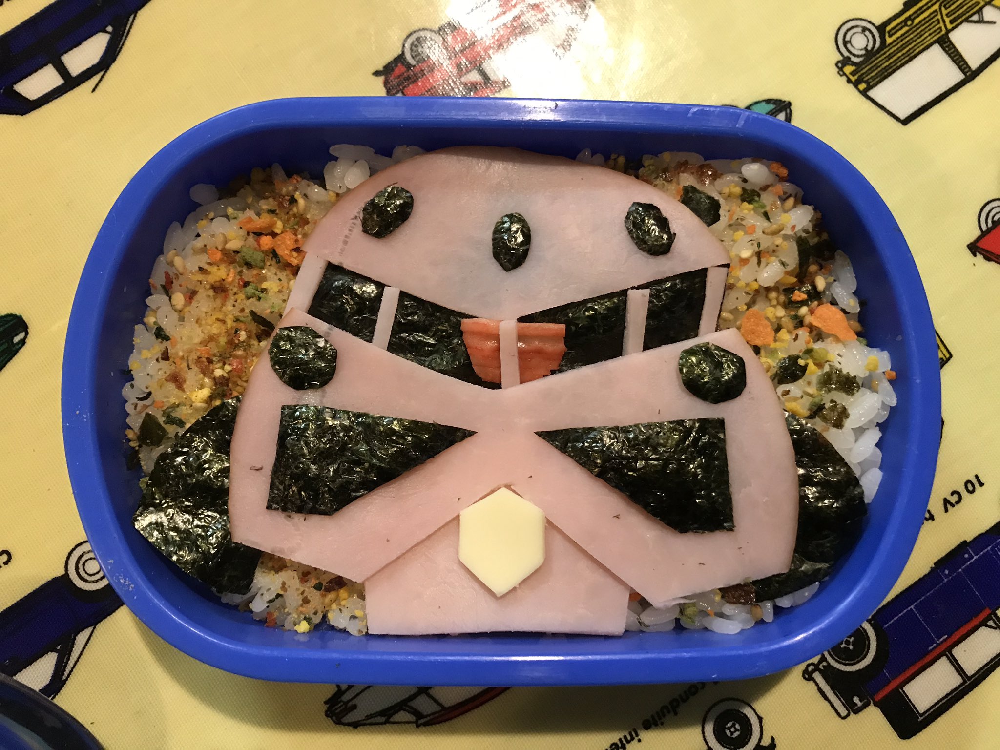 さとう甲 今日の弁当はシャアズゴ キャラ弁 ガンダム シャア T Co Vz0wpmji6p Twitter