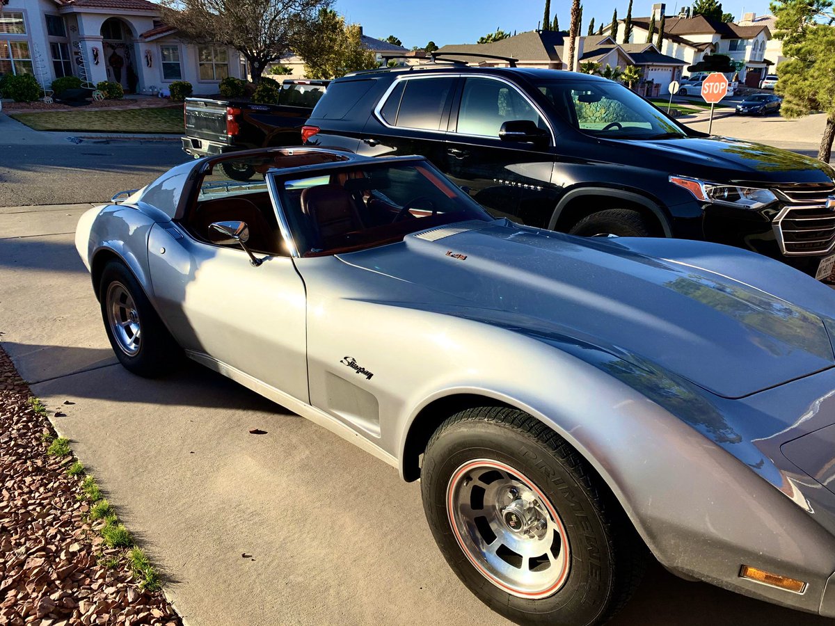 GaryReco_BSN's tweet photo. Nothing like a Sunday cruise. Therapy. #76StingrayCorvette #weekendtoy @CorvetteRacing https://t.co/JWB14QIXMR