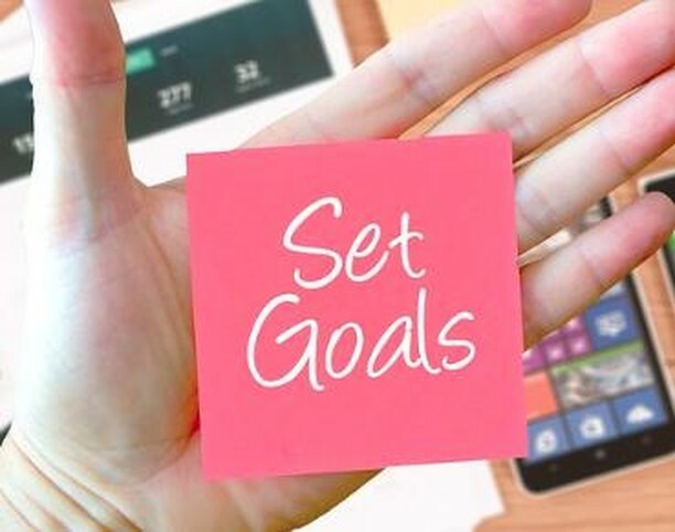 UnusualComms's tweet photo. Personally, I’ve always found new year’s resolutions a bit wishful: it might be a new year but chances are you haven’t suddenly become a new person overnight. Having said that I’m all for taking the opportunity to set yourself some realistic and achievab… https://t.co/HWzQwvOdb0 https://t.co/Hq9mfCQOeV