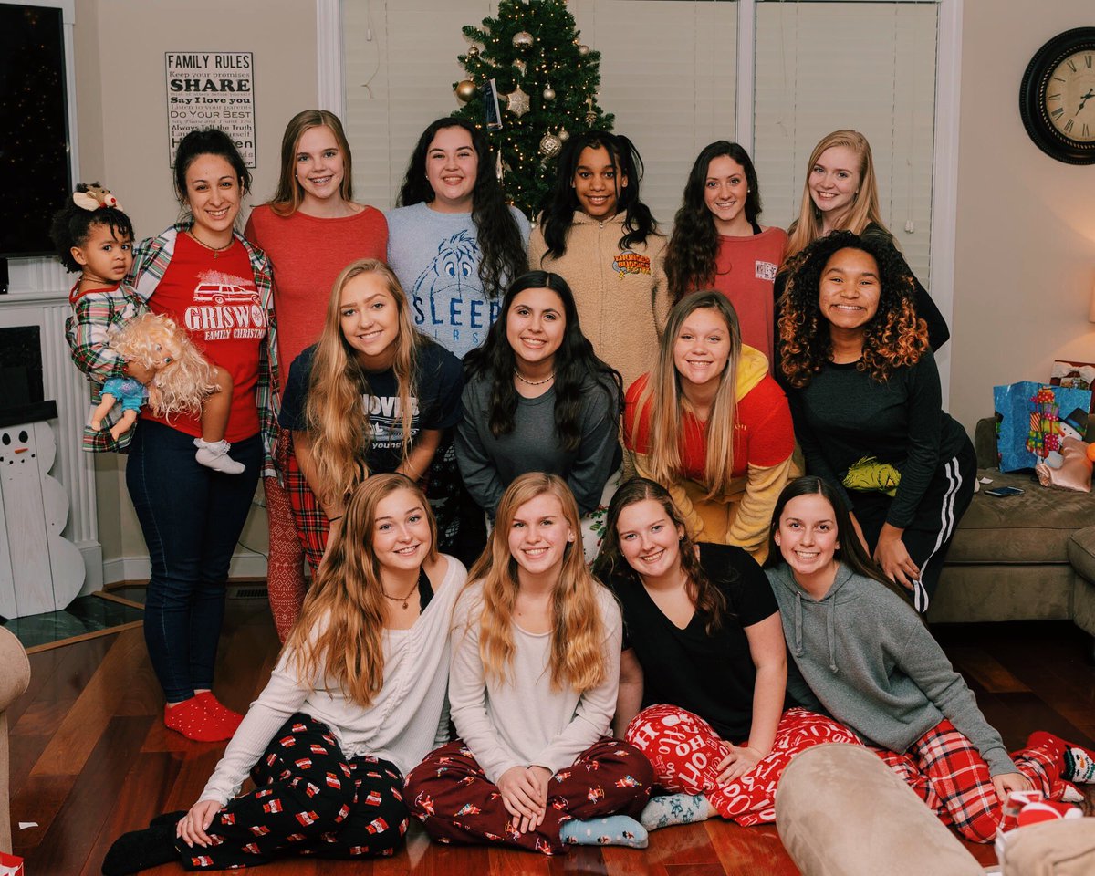 annual dt christmas party ❤️