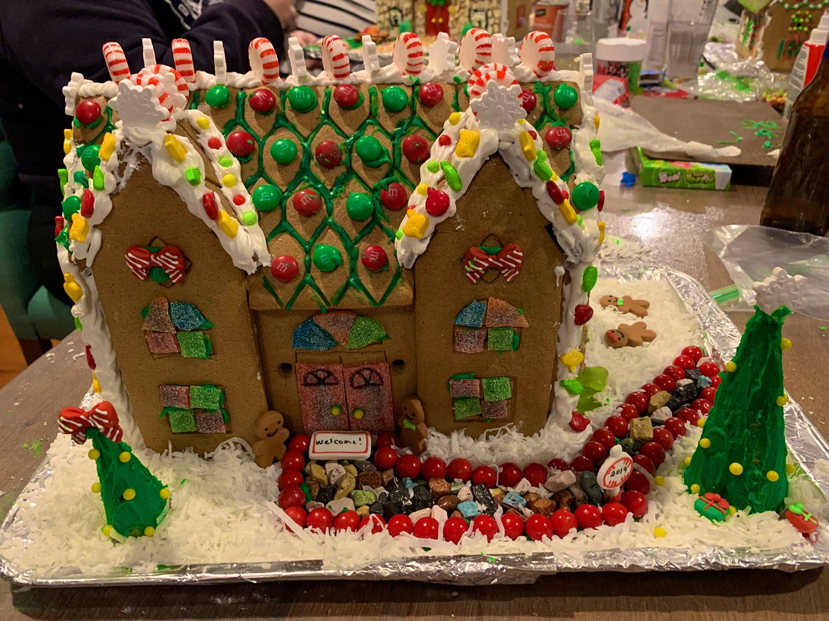 lol gingerbread house