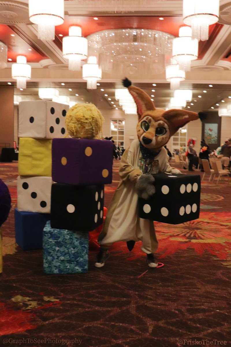 FriskoTheTree's tweet photo. "And so castles made of sand
Fall in the sea
Eventually" π°
π·: @/graphtoseephotography
#FriskoFursuit #Frisko #FriskoTheTree #MonarchMeadows #FursuitPlz #Fursuit #BLFC https://t.co/f5kGEvm1tP
