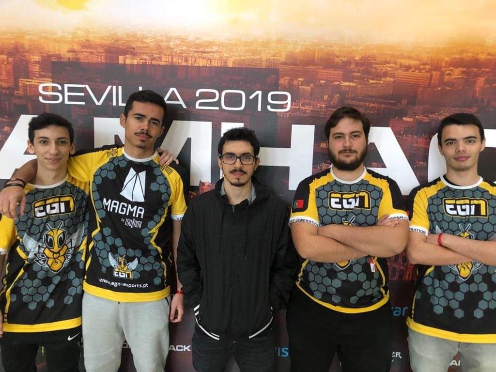 A <a href="/EGNesports/">EGN Esports</a> B e a <a href="/karmaclanesport/">Karma Clan</a> conquistaram o 3º e 4º lugar na <a href="/DreamcupSpain/">Dreamcup</a> League of Legends em Sevilha.

👉 bit.ly/Dreamcup-LoL