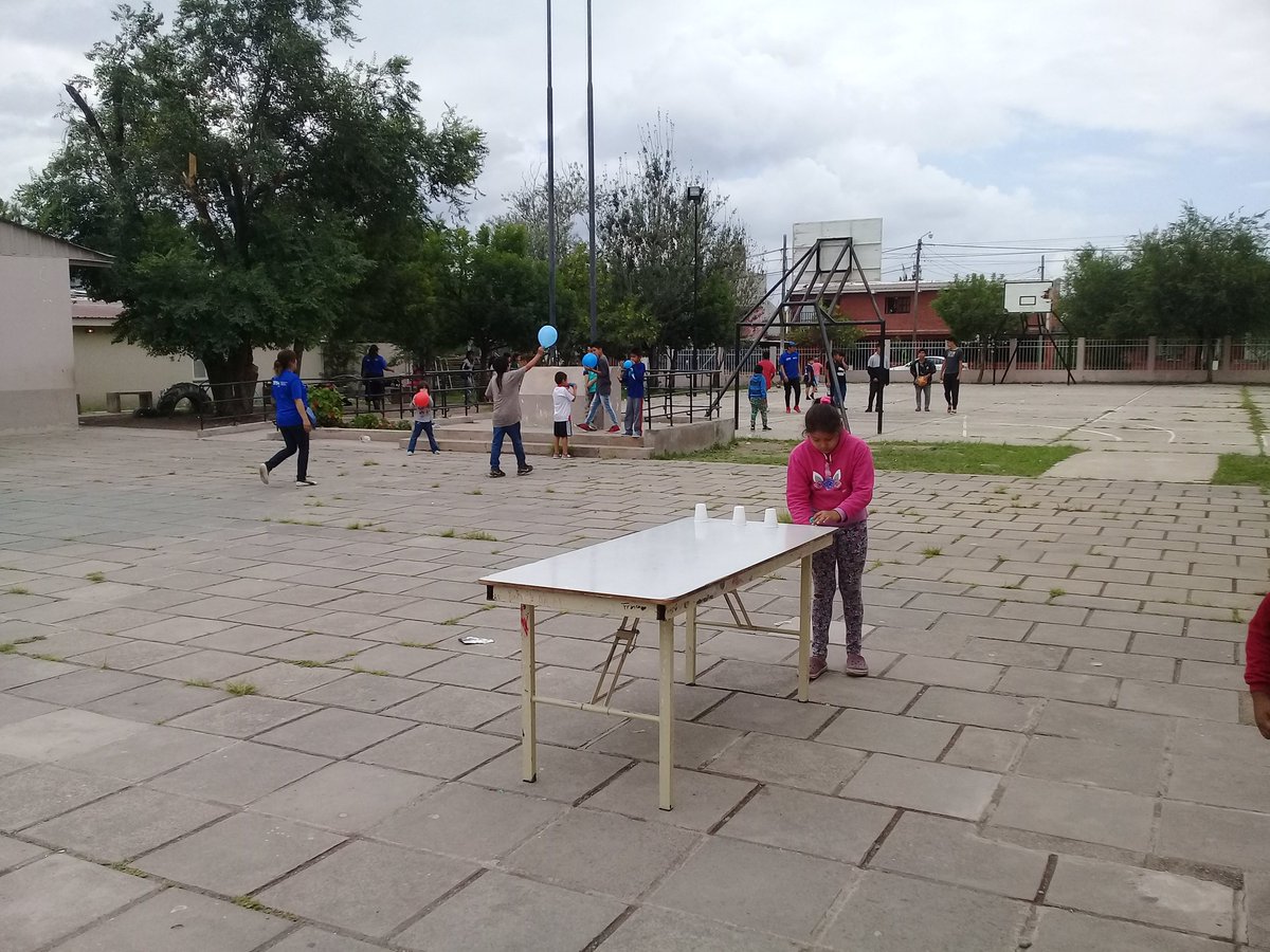 Jesi232323's tweet photo. Plan Alimentario Salteño,  Escuela Leopoldo Lugones. 
@GustavoSaenzOK @matiascanepa  @DipTorres @artydance23 @SaltaEduca2030 https://t.co/5AG9R9IhT0
