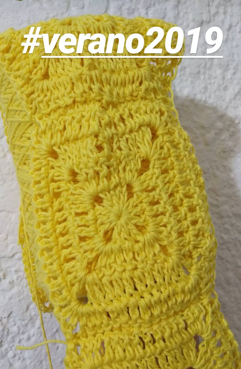 gustoartesanias's tweet photo. Próximo modelo para realizar ya comenzamos la labor en hilo color limón #Verano2019 #colordemoda
#crochet https://t.co/amSjcjPhhc