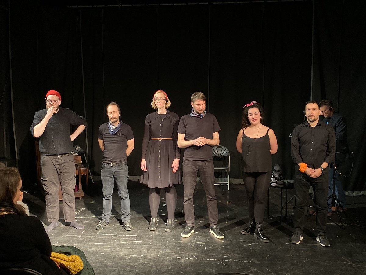 Quite possibly the future of improv, Improbotics and “Artificial Intelligence Improvisation”. Our penultimate show at #improfestuk2019 <a href="/improbotics/">Improbotics</a> with <a href="/MarouenMraihi/">Marouen Mraihi</a> <a href="/TallTalesSarah/">sarah davies</a> @RhiannonJenks93 @p_jlittle <a href="/hturnbull/">Harry Turnbull</a> and <a href="/Boydbranch/">Boyd Branch</a>