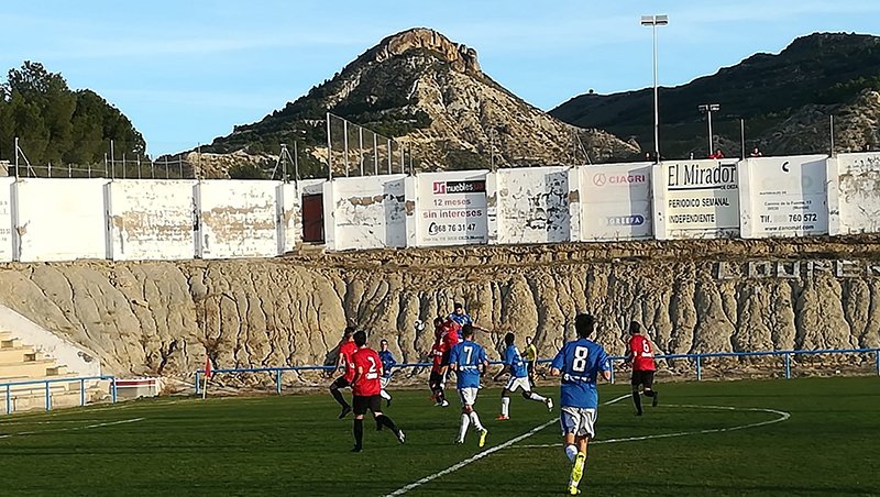 El CD Cieza coge impulso (3-2).
cronicasdesiyasa.es/el-cd-cieza-co…