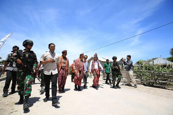 Darmisih9's tweet photo. Majukan pembangunan infrastruktur didaerah perbatasan
#DesaPerbatasanUntukNKRI 
@halimiskandarnu 
@anwsanusi 
@imansyukri 
@taufikmadjid71 
@tpp_kemendes 
@TppiTebo https://t.co/fk3ArIcGWZ