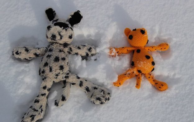 It’s been really rainy, horrible weather here at the #outwithanimals HQ. 🌧 I’d much rather be playing in the #snow with Lottie the leopard 🐯 and <a href="/DottieDalmatian/">Dottie the Dalmatian</a> 🐶
-
Image description: a toy Dalmatian and toy leopard lying in the snow 
-
 outwithanimals.wordpress.com

#charity