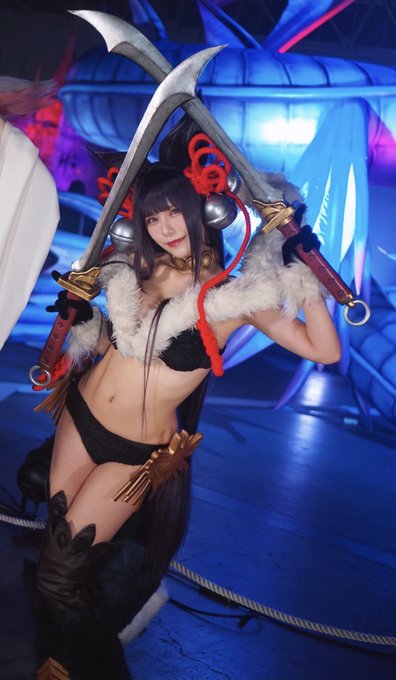 Twitterのコスプレ画像18