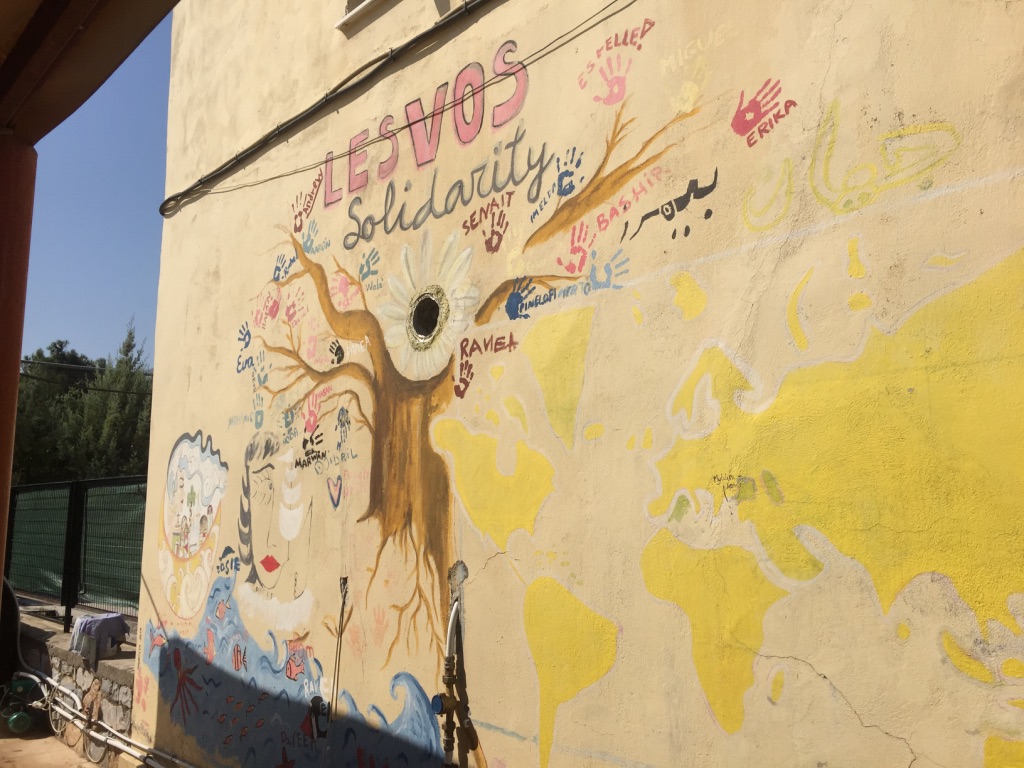 Lesvos Calling (@callinglesvos) on Twitter photo Accoglienza e autorganizzazione a Lesbo nel tempo dell’emergenza infinita meltingpot.org/Accoglienza-e-… via <a href="/MeltingPotEU/">Melting Pot Europa</a>
Intervista a Joaquin, portavoce di “<a href="/Lesvosolidarity/">Lesvos Solidarity</a>”
Safe passage bags>bit.ly/2LQNthj
Kit 4 women>sostieni.link/23800
#lesvoscalling #overthefortress Accoglienza e autorganizzazione a Lesbo nel tempo dell’emergenza infinita meltingpot.org/Accoglienza-e-… via <a href="/MeltingPotEU/">Melting Pot Europa</a>
Intervista a Joaquin, portavoce di “<a href="/Lesvosolidarity/">Lesvos Solidarity</a>”
Safe passage bags>bit.ly/2LQNthj
Kit 4 women>sostieni.link/23800
#lesvoscalling #overthefortress