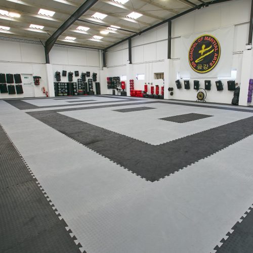 MMA_Mats's tweet photo. Get great discounts the more you buy - check out our Premium 20mm #MMA Jigsaw #Mats Black Grey #bulkbuy deals

https://t.co/waDXCFZPCp

#weightlifting #crossfit #xfit #gym #deadlift  #instafit #powerlifting #health #lifestyle #MMAMATS #mmatraining #karate #kungfu #judo https://t.co/WjFTrVbXG1