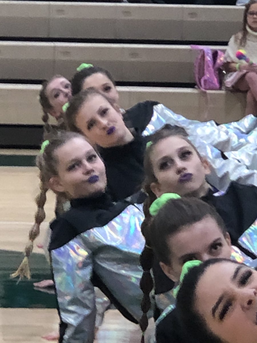 TeamViscioni's tweet photo. @GrantDanceTeam Was rockin today at Stevenson. For some reason the announcer only had a couple of closeups but great work ladies!!! https://t.co/RBt8DtX5Nd