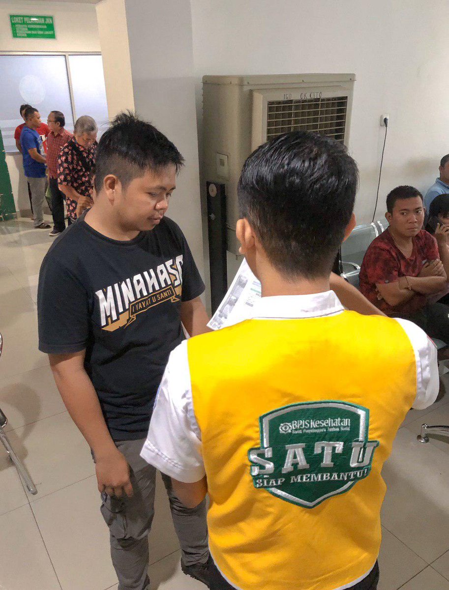 jknforus's tweet photo. Sebagai penyelenggara Program JKN-KIS, BPJS Kesehatan terus berupaya memberikan pelayanan terbaik kepada masyarakat. Berbagai kemudahan pun terus dikembangkan. Salah satunya yaitu dengan mengembangkan BPJS Satu (Siap Membantu).

#BPJSSatu https://t.co/o75zFgqDZn