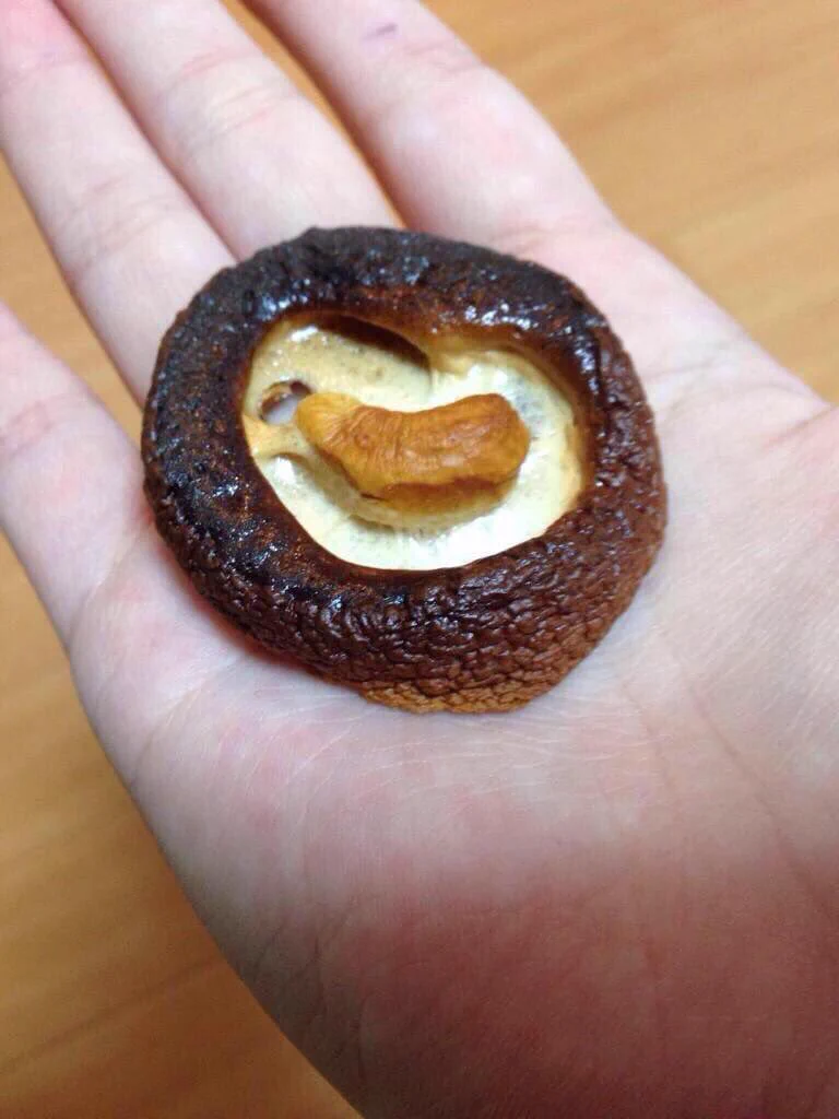 マシュマロとナッツでクッキーを作ろうとした結果！何故かしいたけになってしまう･･･