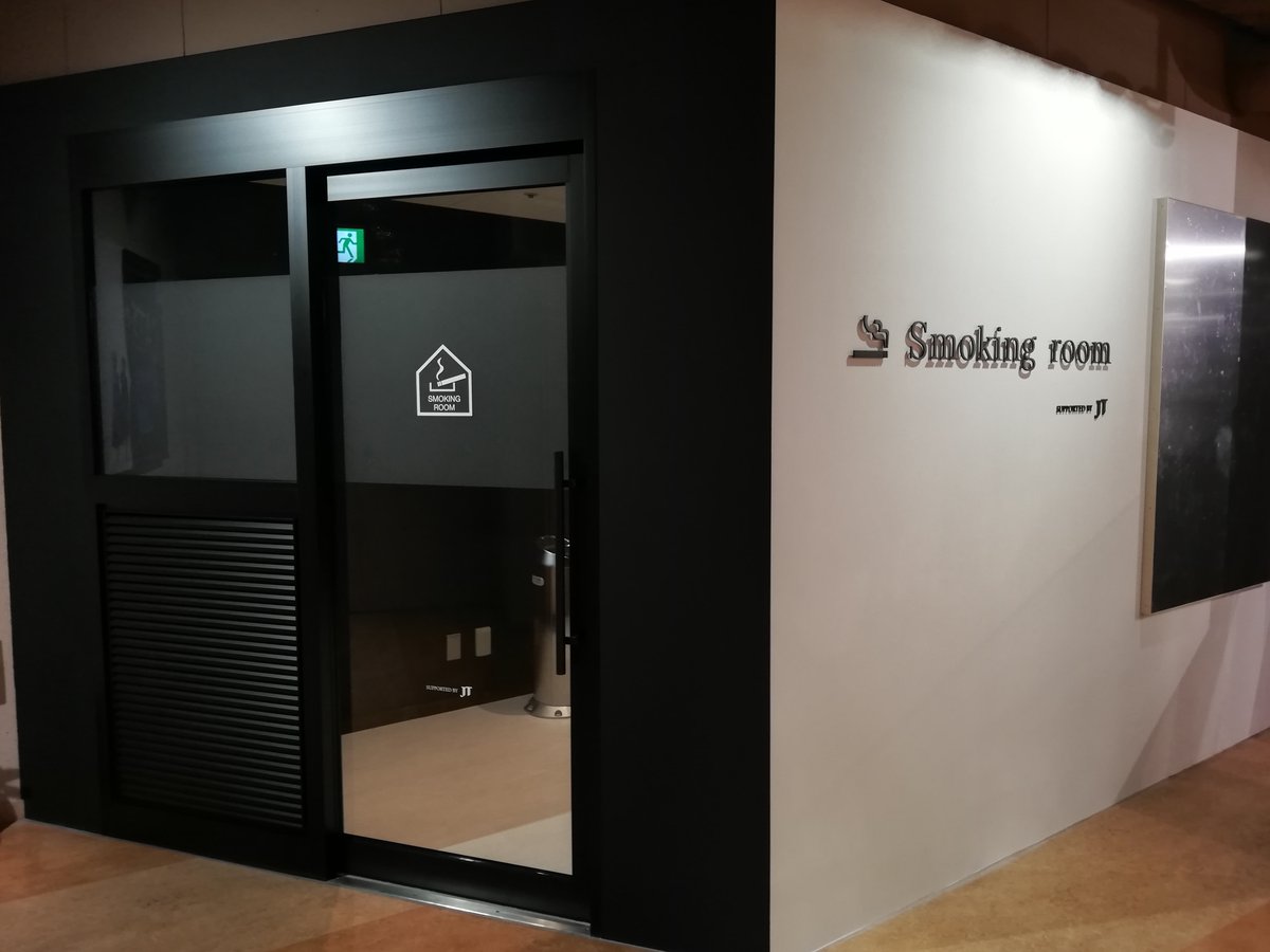 この度、ビルボードプレイス4Fに喫煙所を新設致しました。SOCCER SHOP