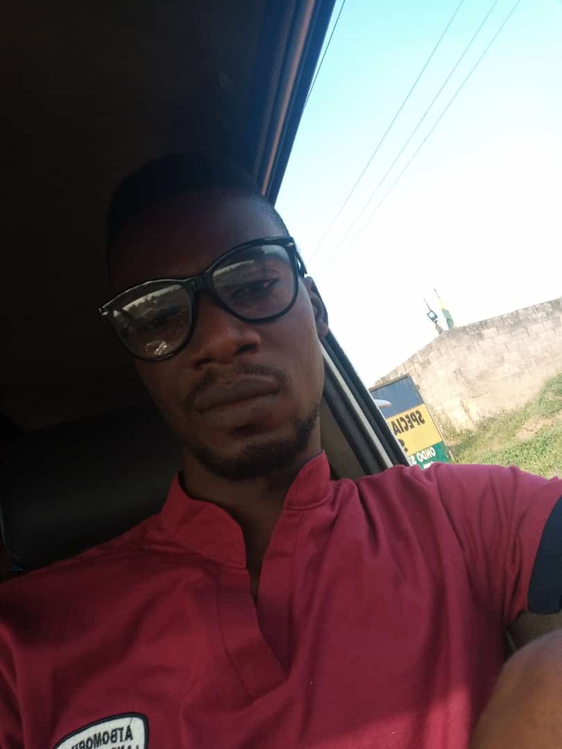 ONIFEMI15's tweet photo. Calmness is one of the signs of greatness, too much talk and ginger is not a sign of power. Timing is for the wise....... Have a fruitful week❤😘😍 
#neewweek 
#2019in4words 
#Dominion 
#Peace https://t.co/Dj3cchPSlF