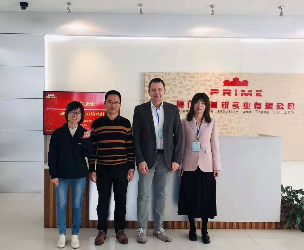 Welcome guests from Switzerland to visit our factory！