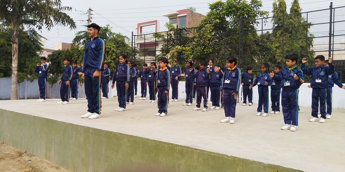 StHisar's tweet image. Free hand #cbsefitschool #fitindia #fitmovement
