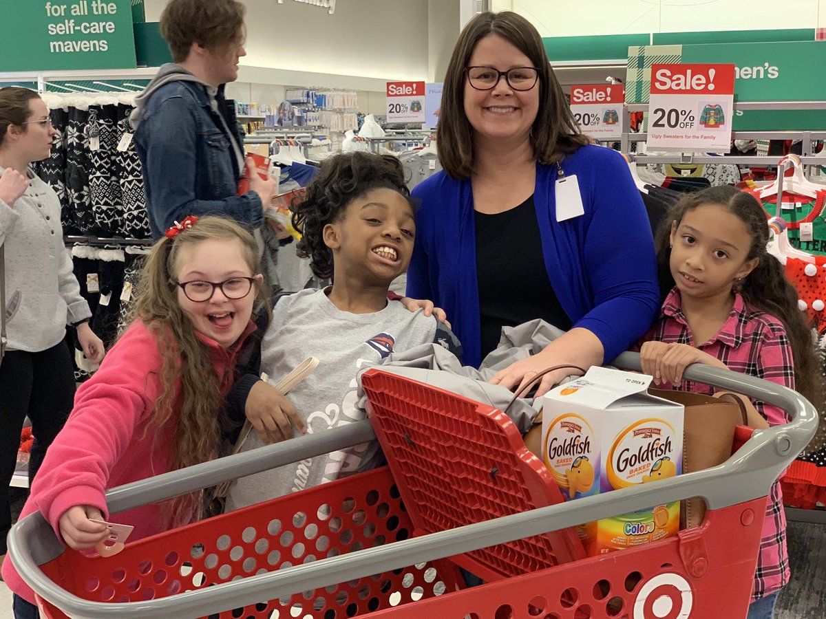loveanimals1122's tweet photo. Great trip to target.  Using our social skills, math, planning and communication skills.  The students had a blast and picked out great gifts for their family members.
#inspiringchaps https://t.co/XUnBWm3sws