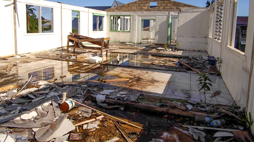 ADB_HQ's tweet photo. #CycloneGita left a trail of destruction across #Tonga. Homes, public buildings, and key infrastructure were badly damaged or destroyed.
ADB is working closely with development partners to coordinate support in the wake of disasters. https://t.co/M8ifxbIcnA
#TogetherWeDeliver https://t.co/SXShItLwPC