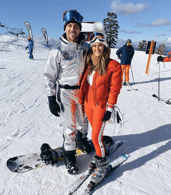 JoJo Fletcher - Jordan Rodgers - FAN Forum - Discussion - #21 - Page 9 EL4ZpyBUUAAZAk6