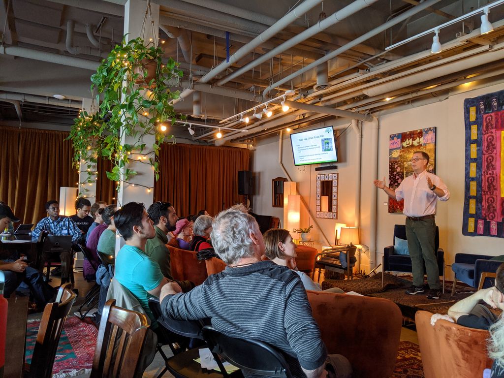 CCLSanFrancisco's tweet photo. Dan Flanagan, Executive Director of the Friends of the Urban Forest, speaking at our CCL San Francisco December meeting at Manny's (12/14/2019)! @SFUrbanForester #cclsf #grassrootsclimate
Photo: Stephen Reichling https://t.co/Mgt9wOprKj