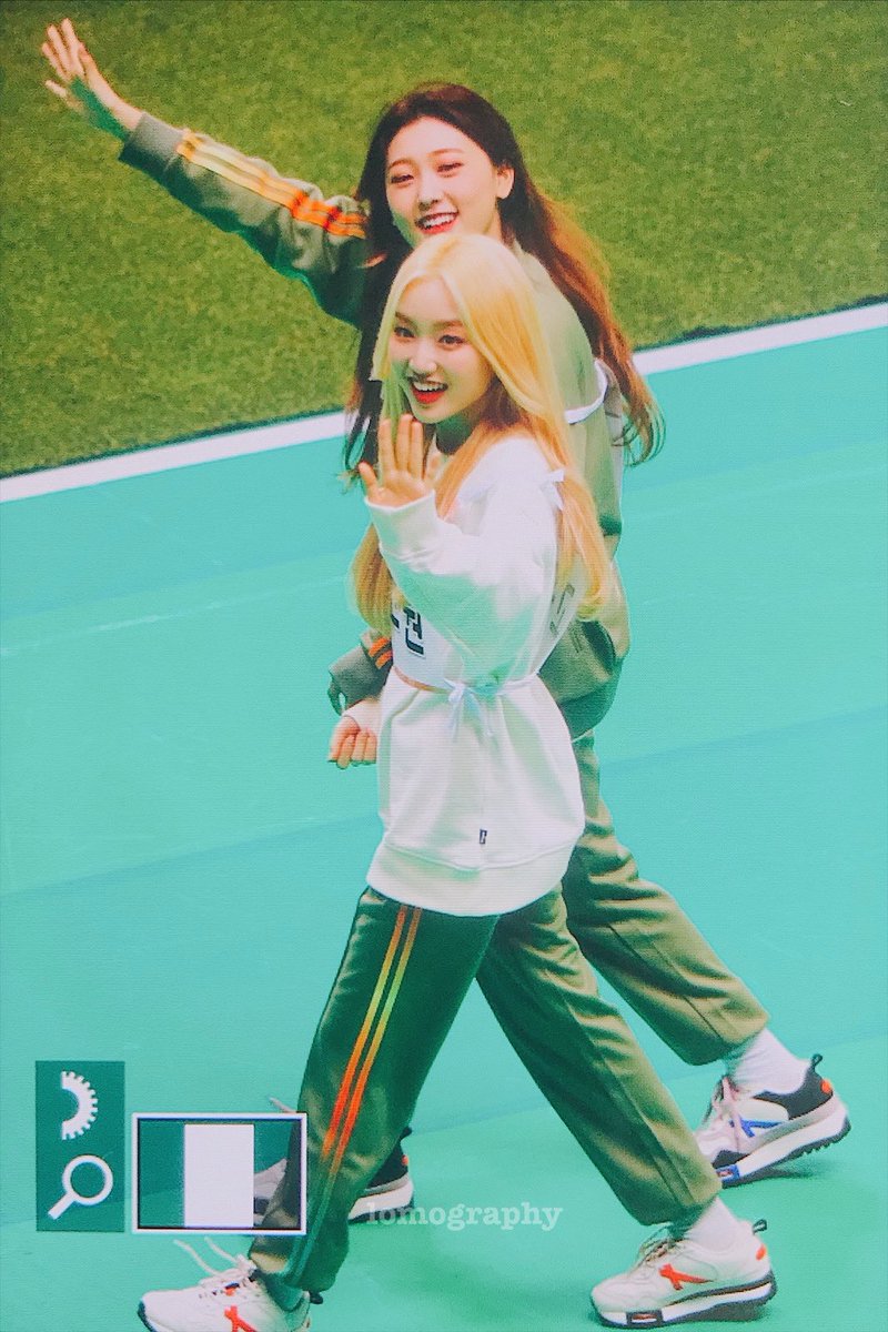 lomography_'s tweet photo. 3센티 콩알이 https://t.co/EtS0m64qx4