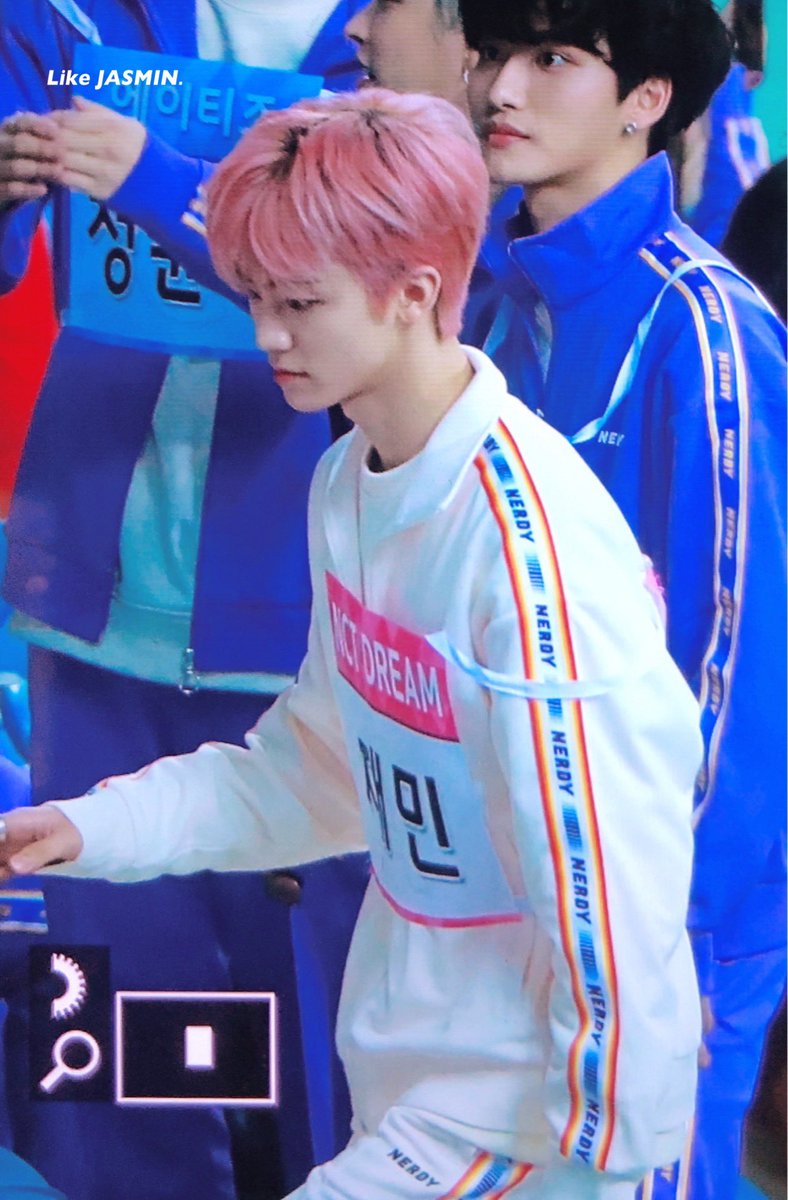 LikeJASMIN813's tweet photo. 191216
#나재민 #재민 #JAEMIN https://t.co/fuHcsyltV0