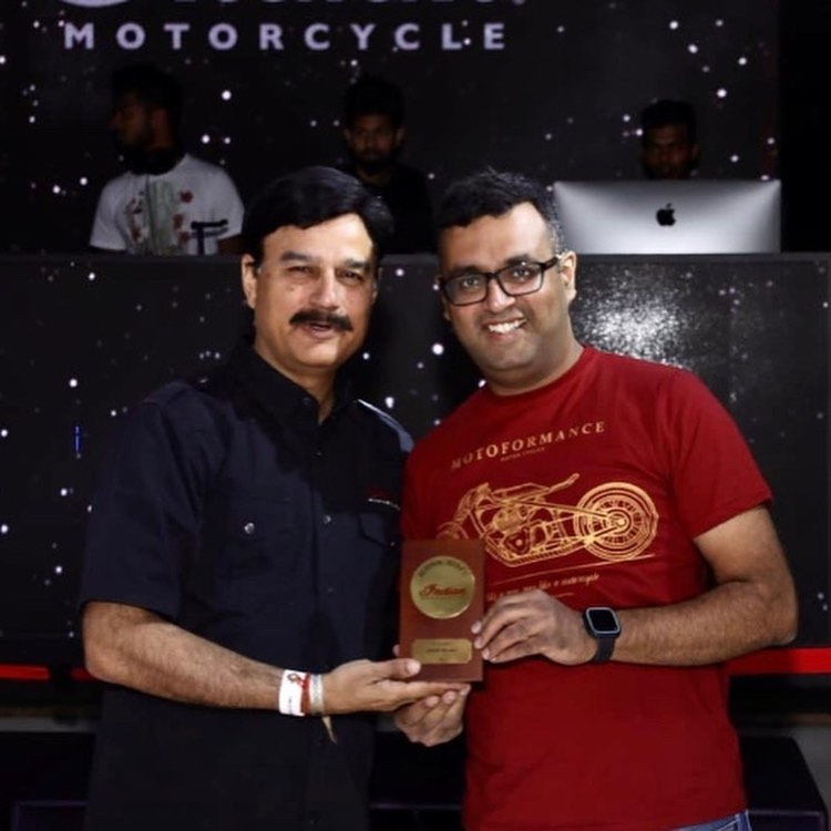 asterideapp's tweet photo. We’re proud to share that our founder, Jitesh Surana was commemorated with the ‘Iconic Rider’ award at the Indian Motorcycle Riders Group (IMRG) conducted at @indiabikeweek in Goa this month, recognising and commending his contribution to the IMRG and riding culture as a whole. https://t.co/M7wK2eLMeh