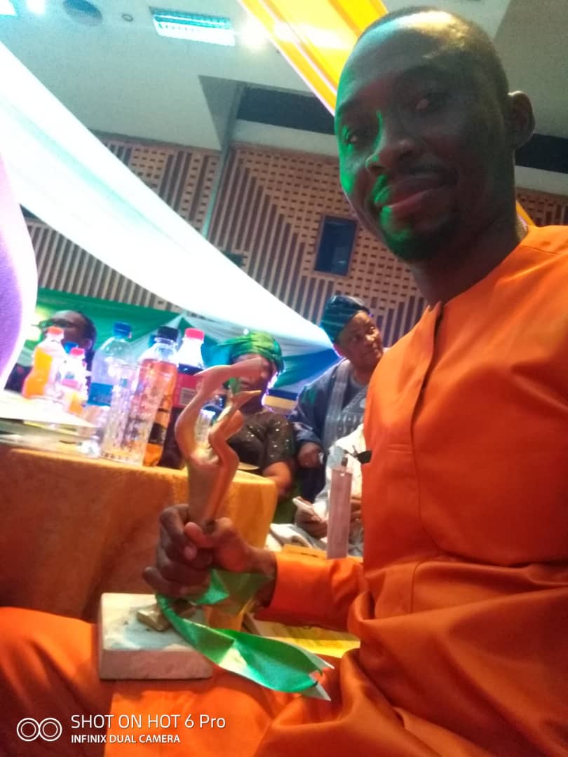TheICIR's tweet photo. ICIR reporter, @akinwaleganglin wins Business Reporter of the Year at the Nigeria Media Merit Award
#NMMAAward https://t.co/Qm228qybj4