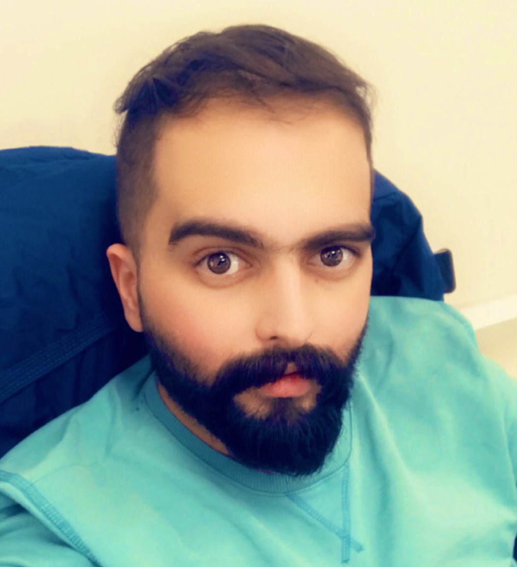MomenAlani's tweet photo. خلفالله على الفلتر 😂🤦🏻‍♂️ #اليوم_العالمي_للعيون https://t.co/jmtDY11kF7