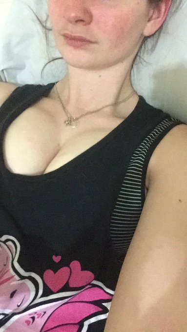 https://t.co/CWrIeB2LrG<a href="/tag/selfies"class="tags"><span>#selfies</span></a><a href="/tag/bodypositive"class="tags"><span>#bodypositive</span></a><a href="/tag/lingeriefriday"class="tags"><span>#lingeriefriday</span></a><a href="/tag/newpo"class="tags"><span>#newpo</span></a>