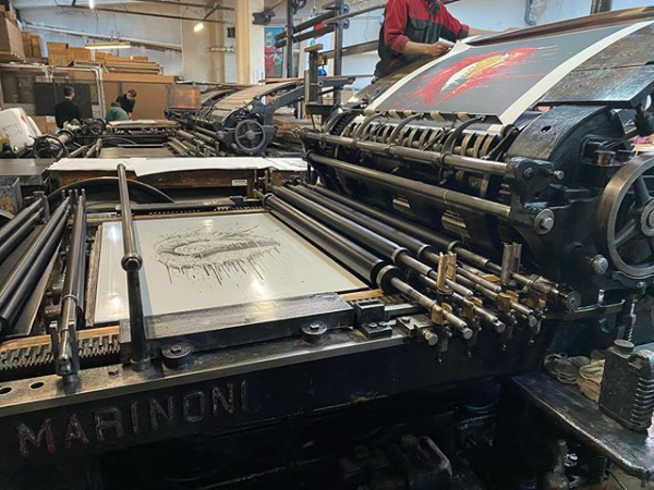 PrintThemAll's tweet photo. Coming soon!
@Bruskoner x @PrintThemAll
#brusk #dmv #damentalvaporz #printthemall #pta #bringarthome #paris #lithograph #publishinghouse #france #lyon #art #graffiti #urban #contemporaryart https://t.co/k8CVZy5KKU