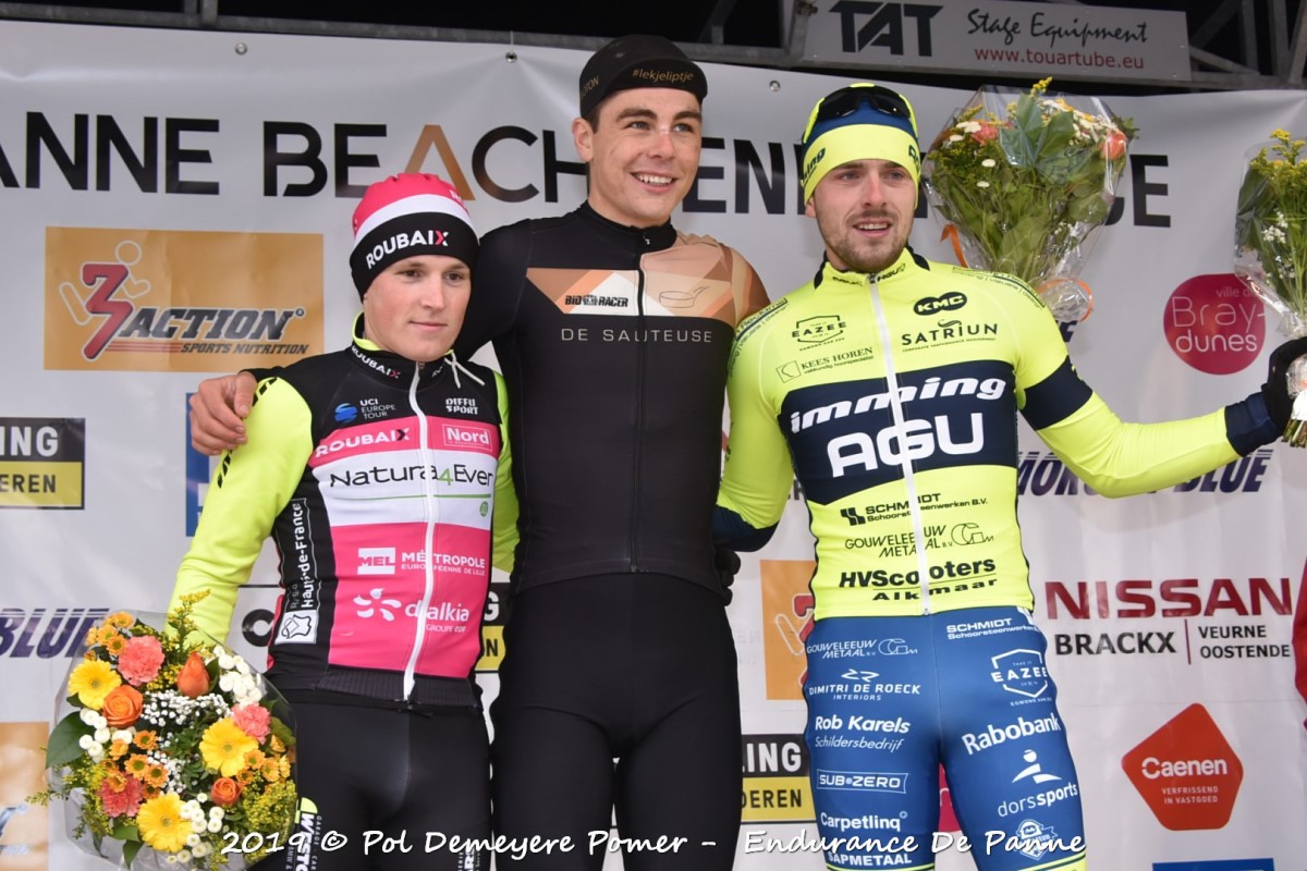 Pomerr's tweet image. De Zwitser Jacobs Johan (volgend jaar prof bij Mobistar) wint de Endurance De Panne 2019.Elite Mannen winnaars podium : 1.Jacobs Johan (Zwitser)    2.Emiel Vermeulen (Belg)  3.Jansens Richard (Nederlander).