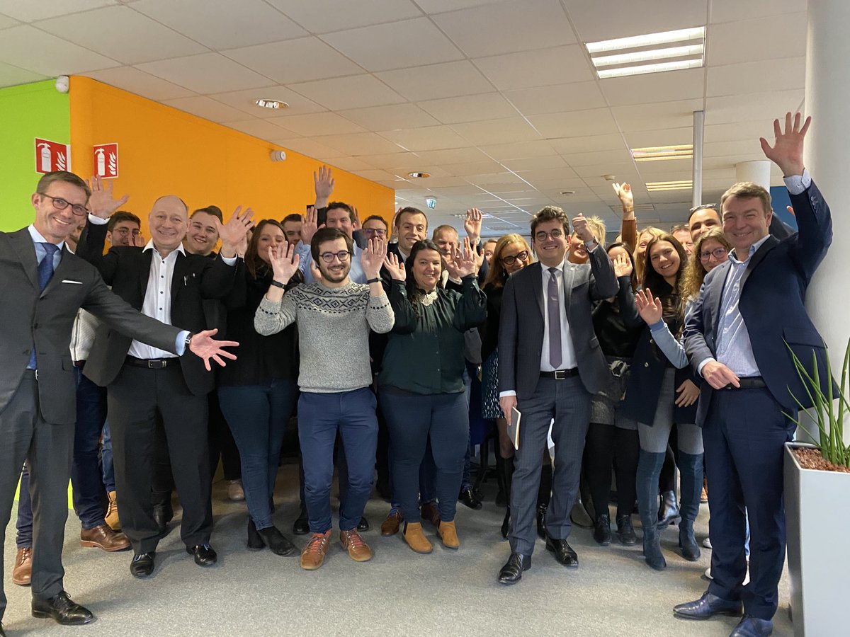 Enthousiasme à #axa #Wasquehal pour la visite de ⁦<a href="/guiborie/">Guillaume Borie</a>⁩ aux équipes du site. Engagements, recours, services sinistres, comité de direction de région et visite d’agence au programme. ⁦<a href="/AXAFrance/">AXA France</a>⁩ ⁦<a href="/MarieeOlivier/">Olivier Mariée</a>⁩ ⁦<a href="/fgdp68/">F Gudin du Pavillon</a>⁩ ⁦<a href="/dmilevesque/">Levesque</a>⁩